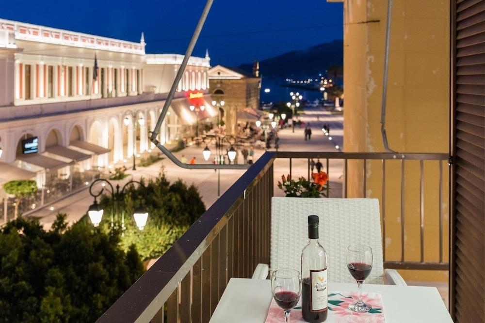 Alektor Studios & Apartments Kota Zakynthos Bagian luar foto